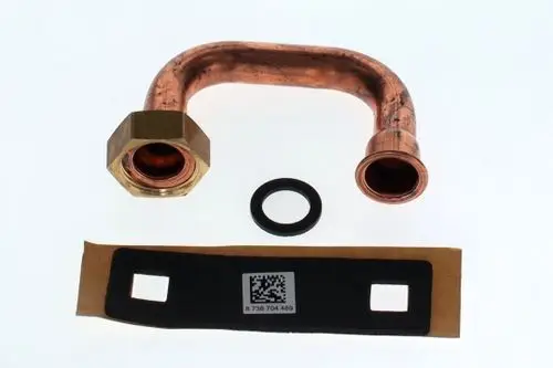 Kupferrohrbogen mit einer Metallmutter und einer Dichtung, ausgestattet mit einem Etikett. Teile von Bosch zur Verwendung in Leitungssystemen.